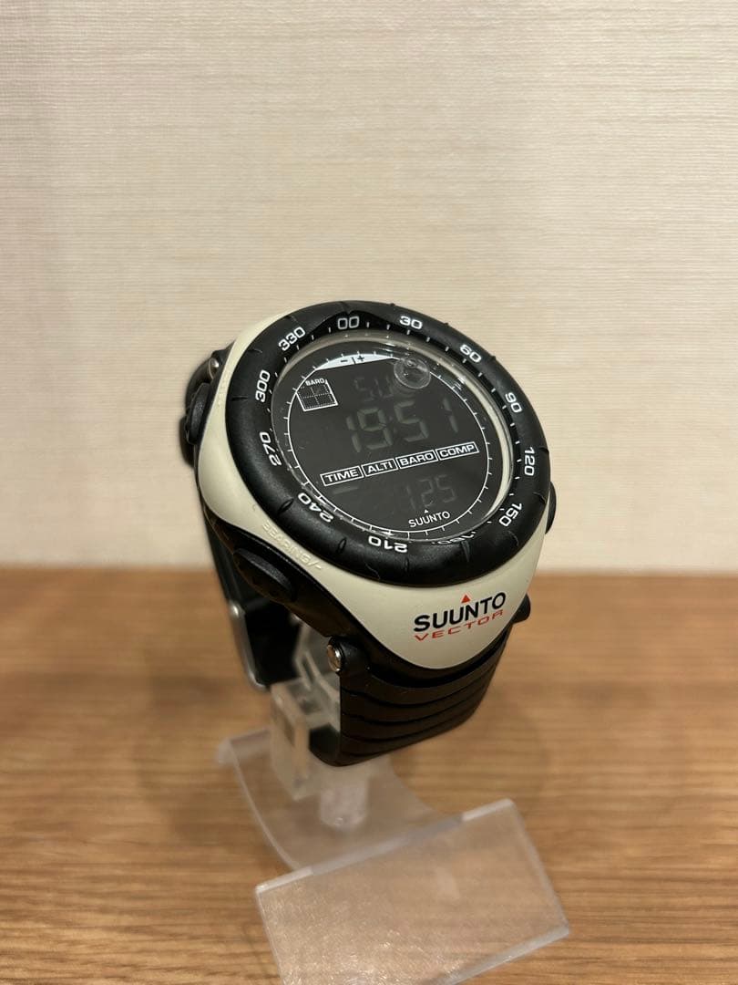 SUUNTO VECTOR カーキ スント ベクター レガッタ 腕時計 コア