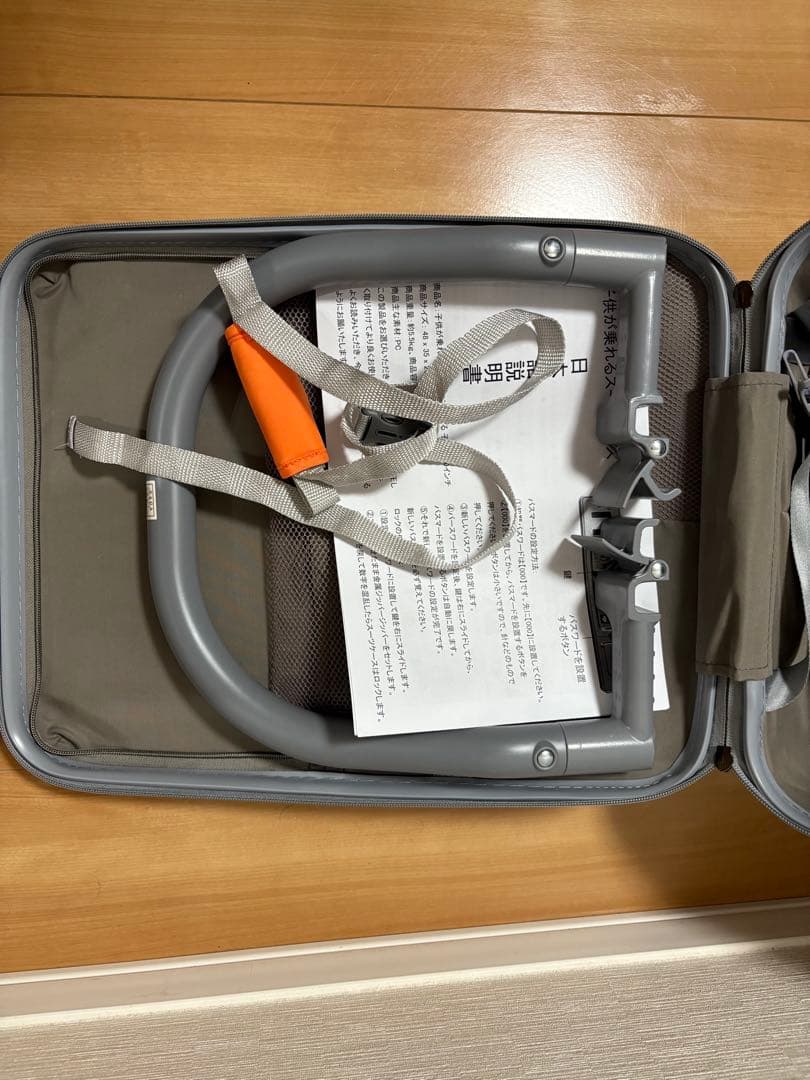 子供用 乗れるキャリーケース　キャリーバック　子供　旅行　ベビーカー