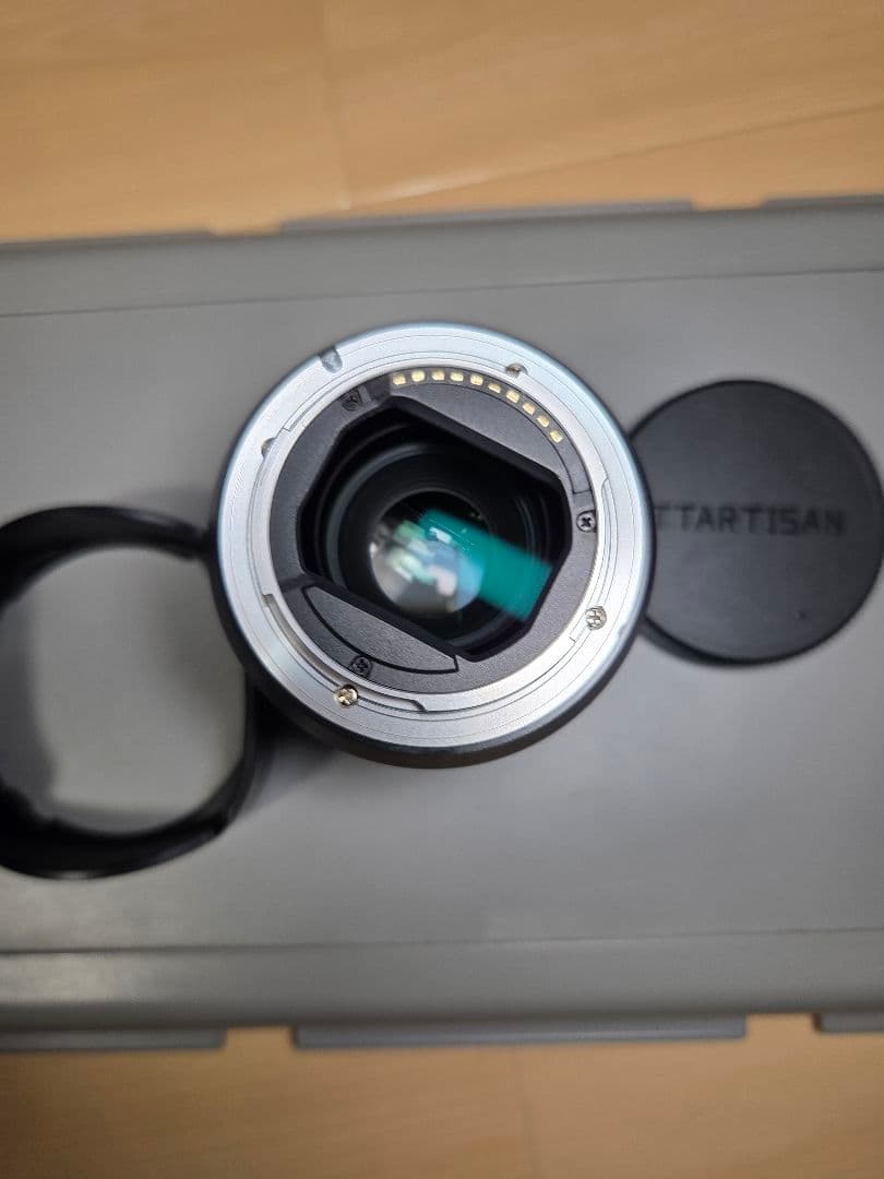 TTArtisan 75mm f/2 レンズ