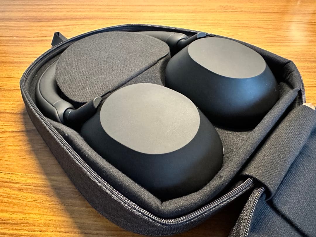 ソニー WH-1000XM5 （ブラック）・ノイズキャンセリングヘッドホン