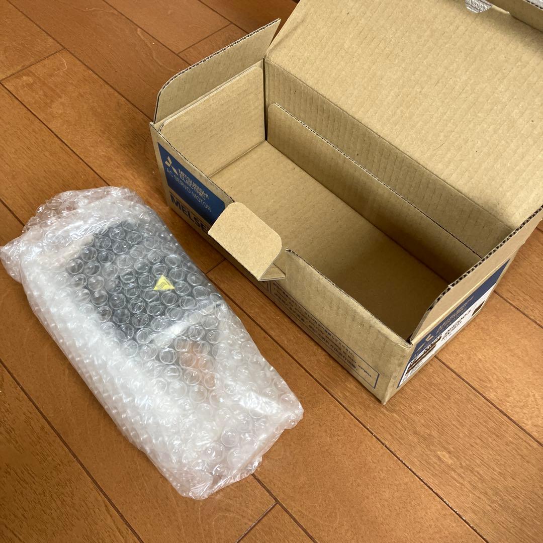 サーボモーター　HF-KN23