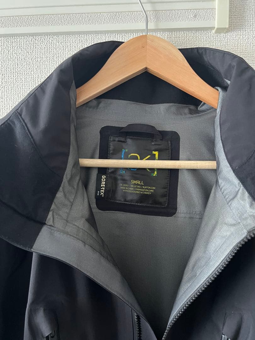 [ak] BURTON ブラック ジャケット