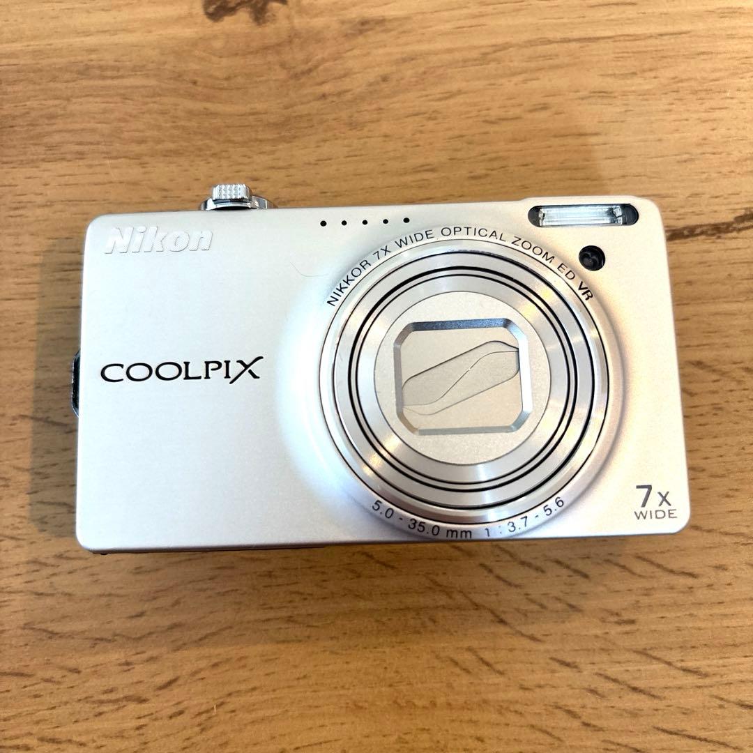 デジタルカメラ Nikon COOLPIX S6000