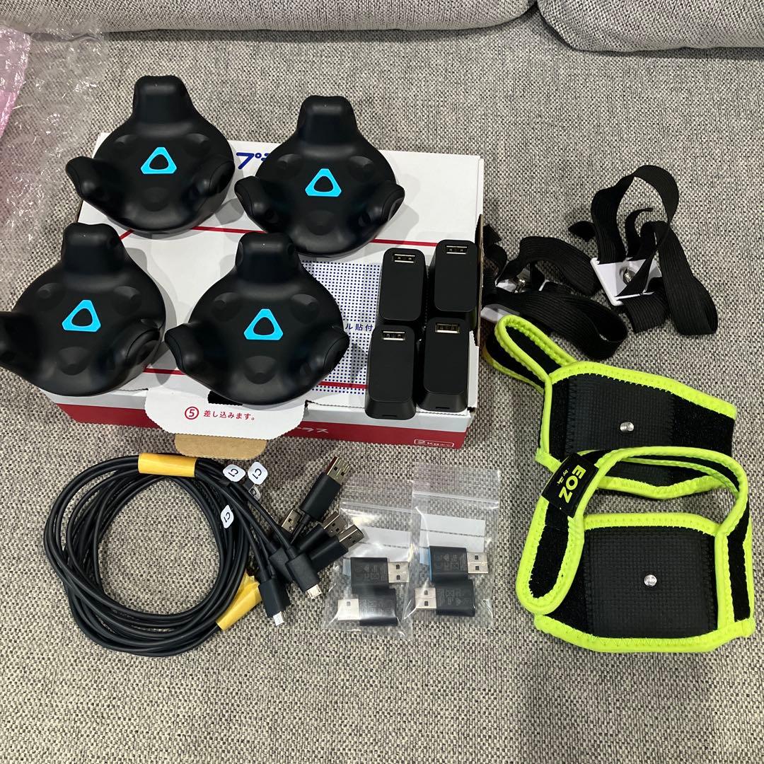 HTC VIVE Tracker 2018 4個 ストラップ付き