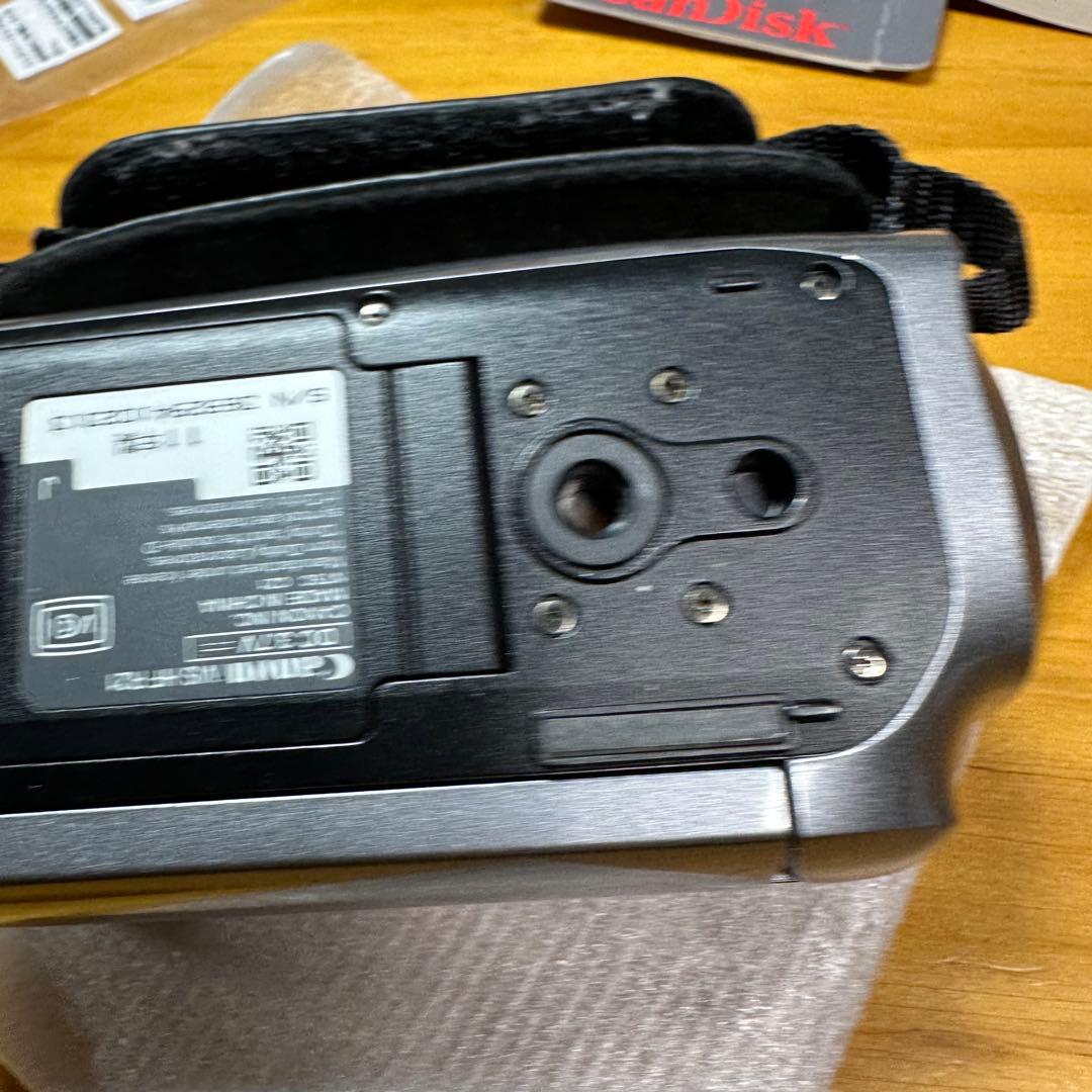 Canon デジタルビデオカメラ iVIS HF R21 5982