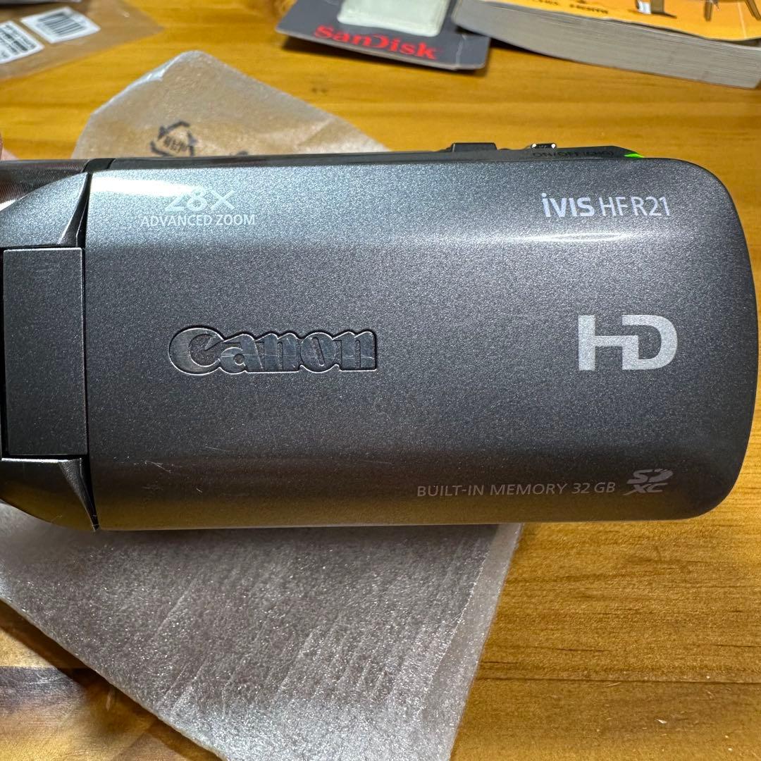Canon デジタルビデオカメラ iVIS HF R21 5982