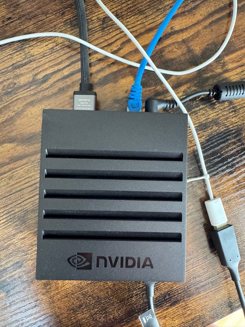 NVIDIA Jetson AGX Xavier 開発者キット (32GB)