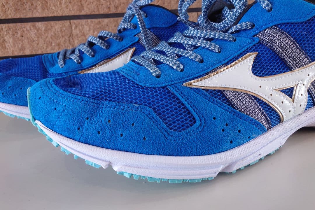 着用1回☆ミズノ ウェーブエンペラージャパン4 ランニングシューズ 27cm 青