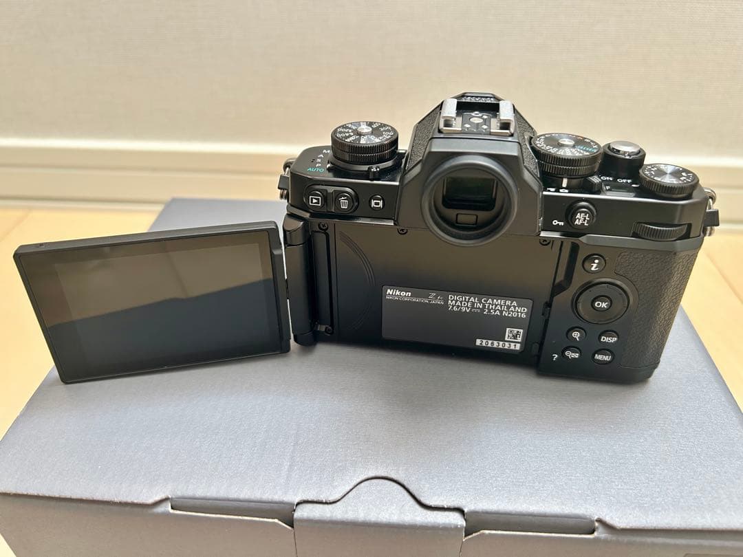 ニコン Nikon Zfc 16-50mm レンズキット