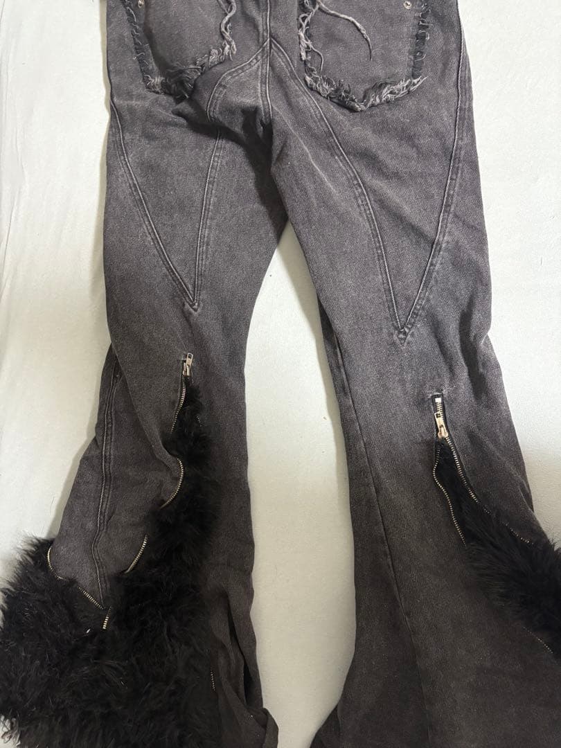 °C目cozy worldwide fur flare jeans