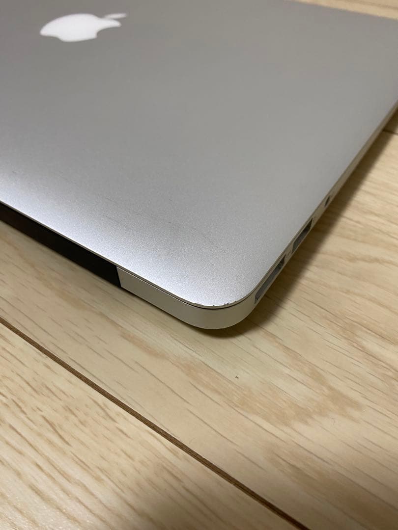 MacBook Air 2017 ジャンク品 内蔵SSD認識不可 電源OK