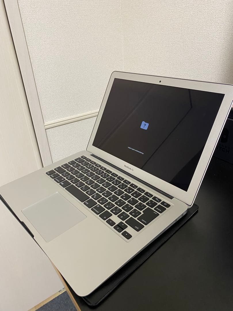 MacBook Air 2017 ジャンク品 内蔵SSD認識不可 電源OK