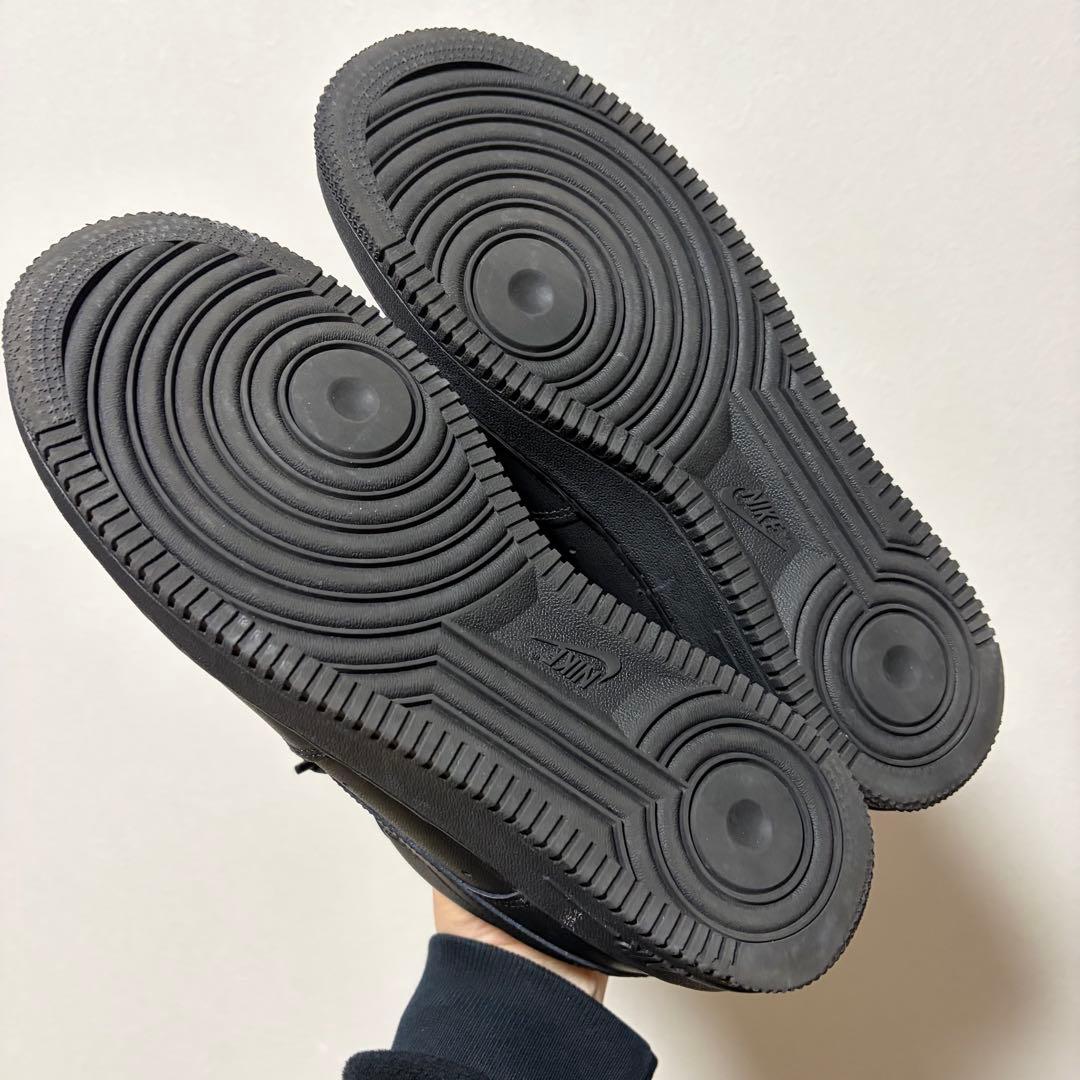 【極美品】 NIKE エアフォース1 07 ブラック 26.5㎝