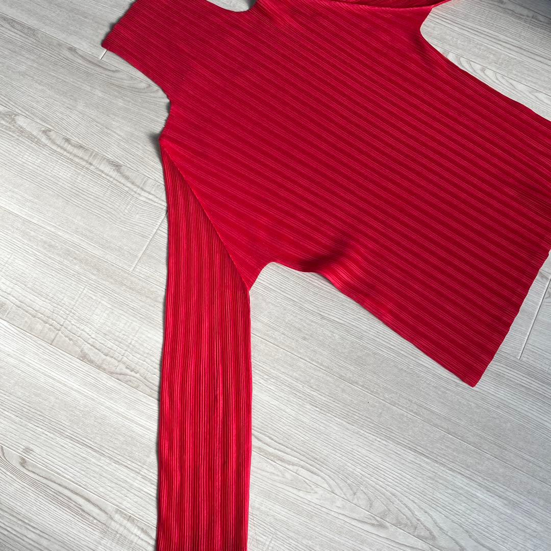 ハルです！！美品　PLEATS PLEASE イッセイミヤケレディース長袖