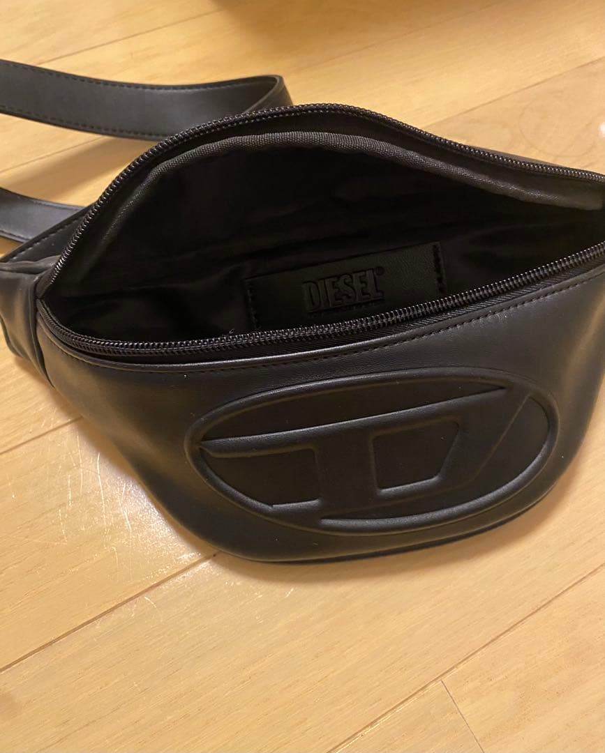 DIESEL ボディ バッグ ブラック
