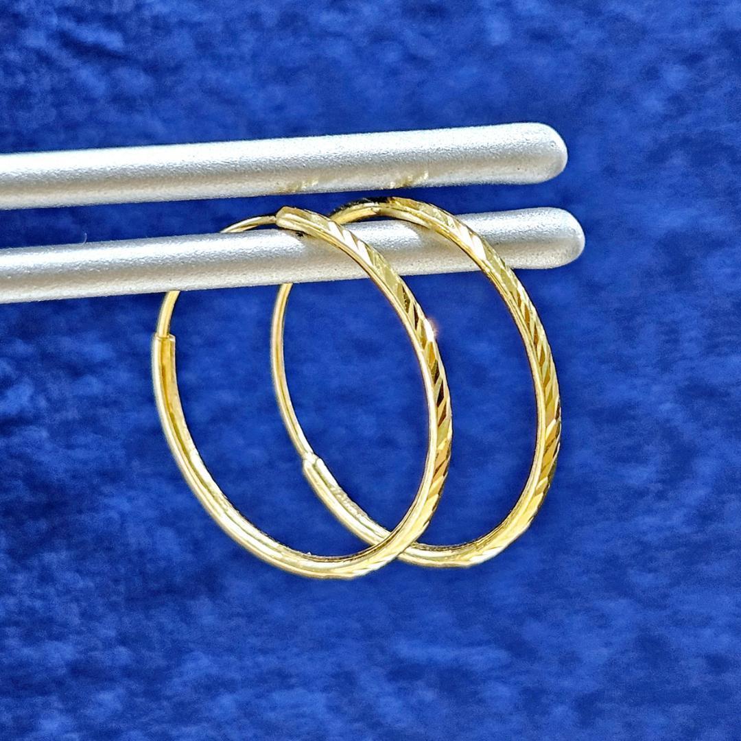 みんな大好き！王道の 18金 K18 YG デザインカット フープ ピアス