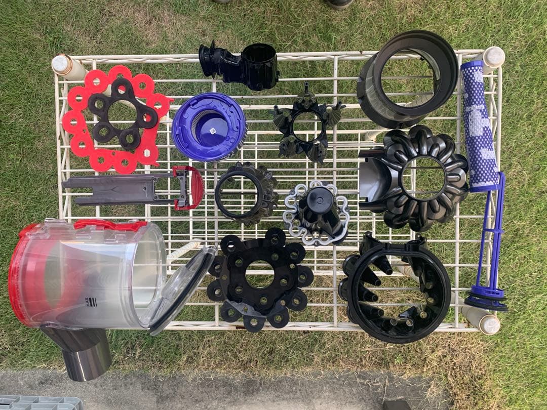 【完全分解洗浄品】ダイソン SV10 マキタ18Vバッテリー仕様 付属品2個付