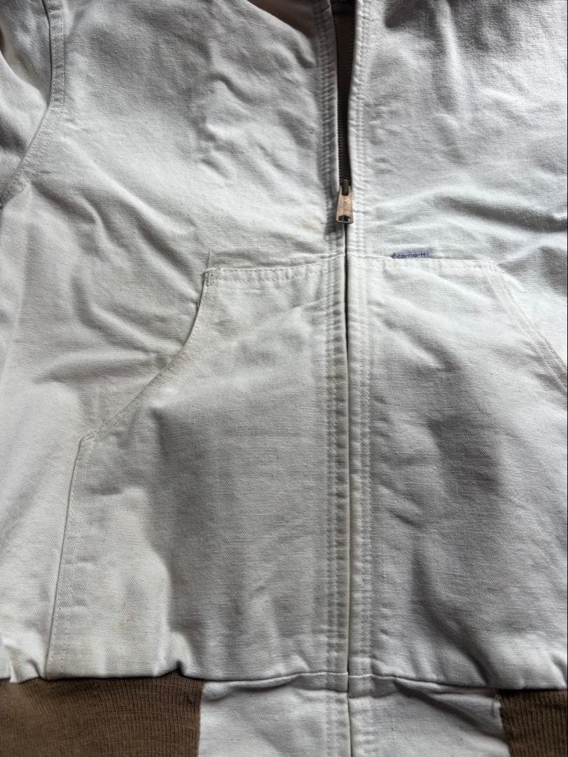 Carhartt ホワイト ジップアップジャケット