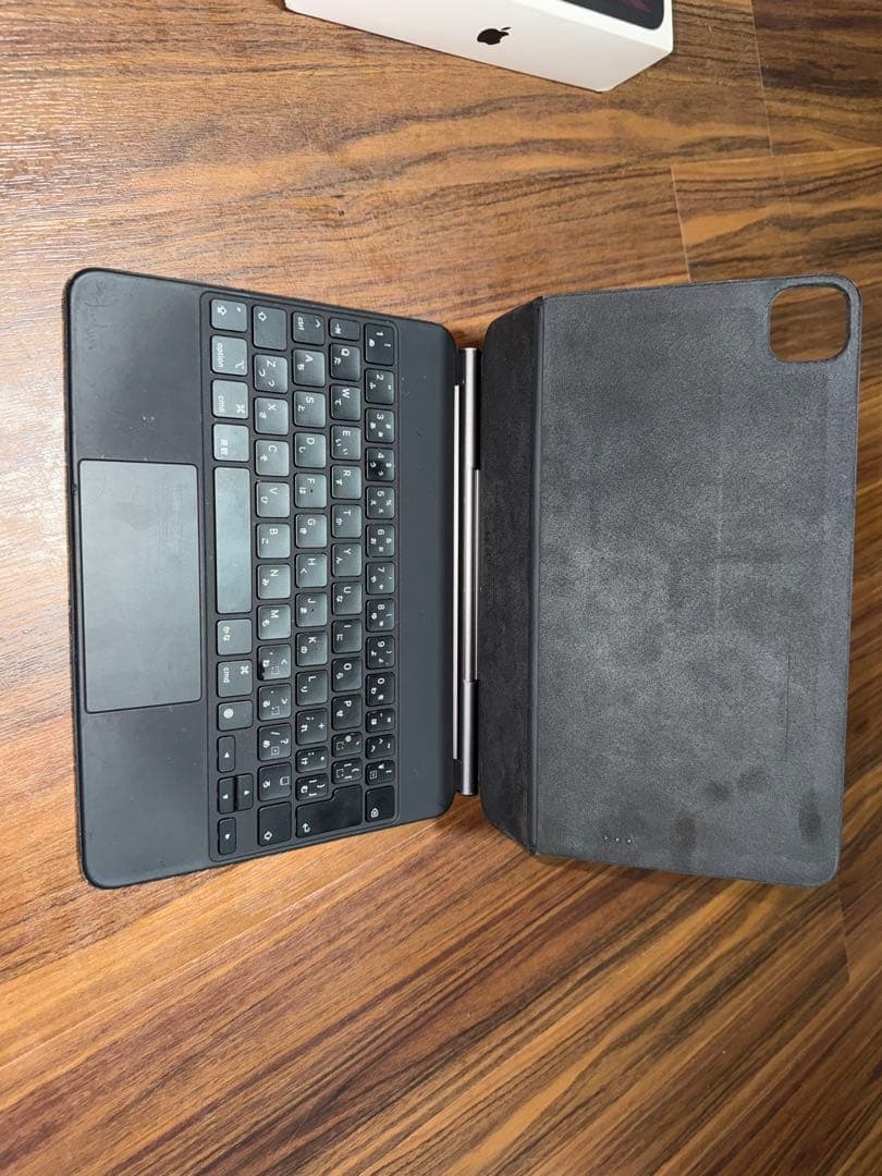 M1iPadPro128GB Wi-Fi純正MagicKeyboadセット