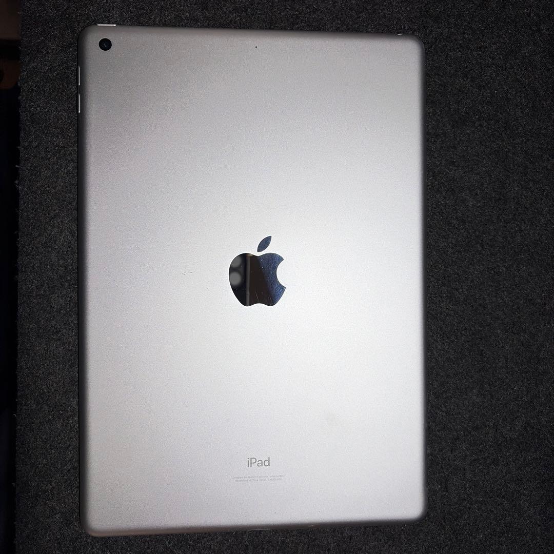 iPad9世代無印256GBシルバー WiFiモデル simフリー