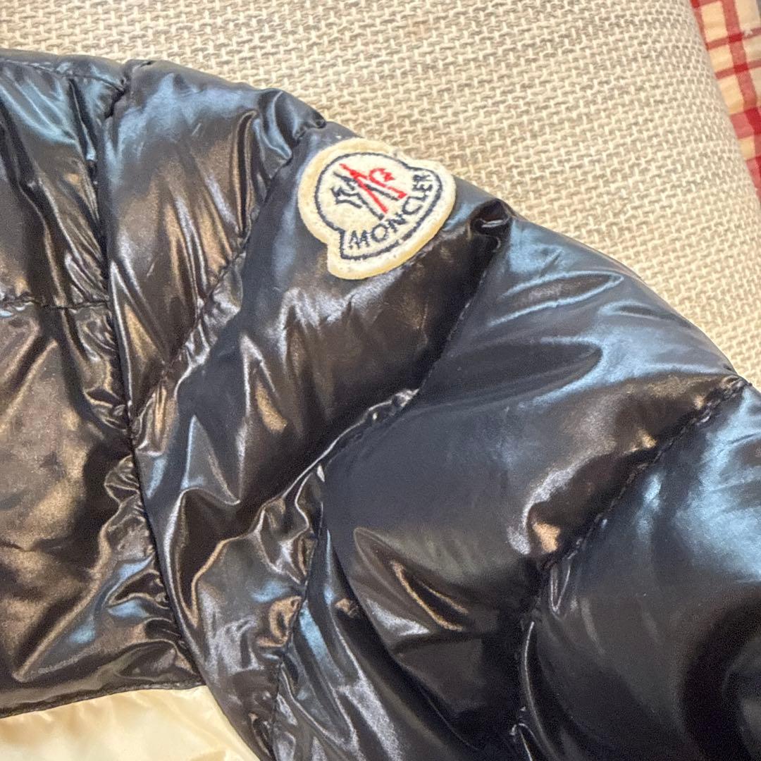 MONCLER ストライプダウンジャケット