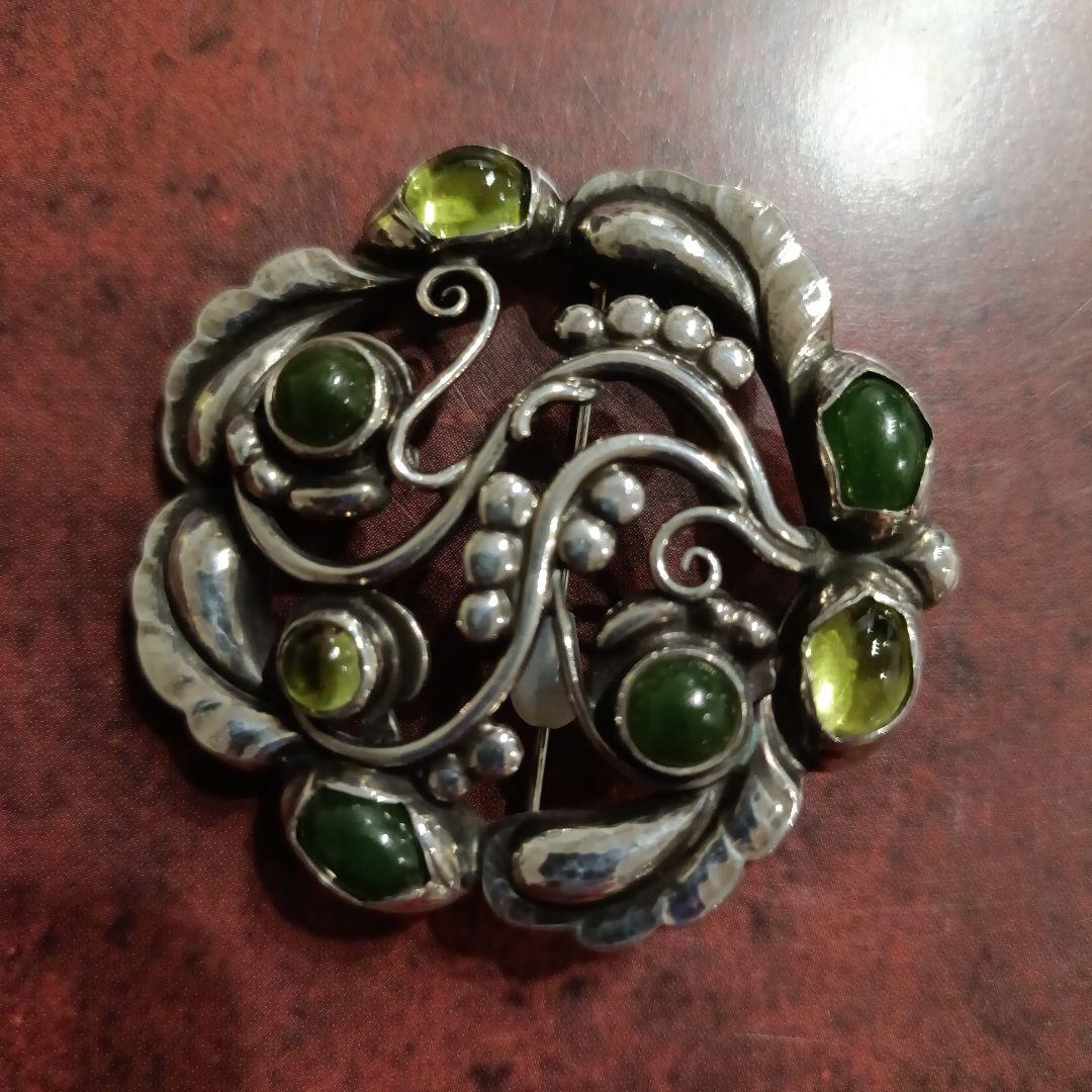 大振り☆美品　GEROGブローチ 緑系2色 ブローチ #159