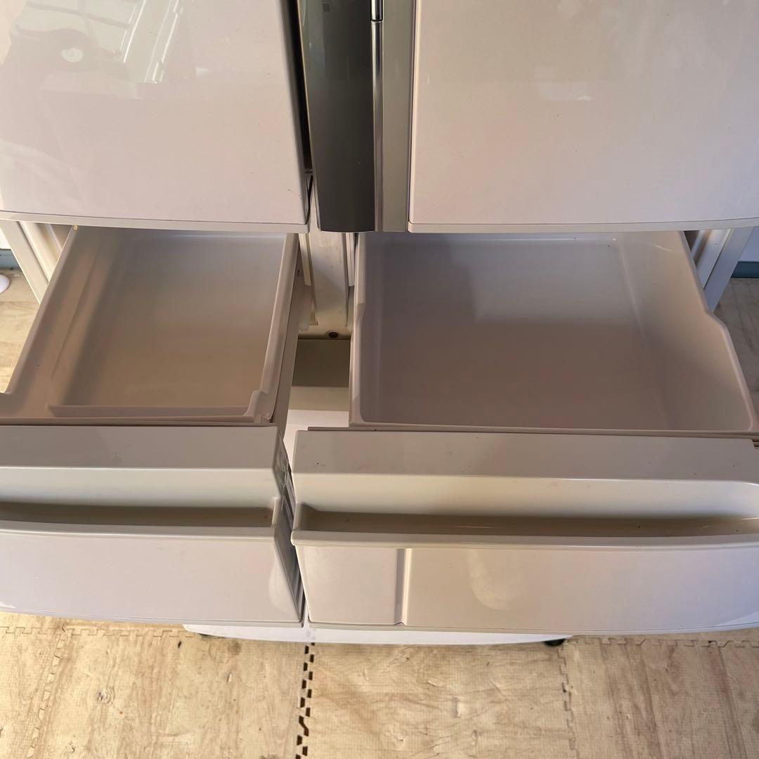 送料設置無料　訳あり大特価品　6ドア冷蔵庫　真空チルド　自動製氷機付