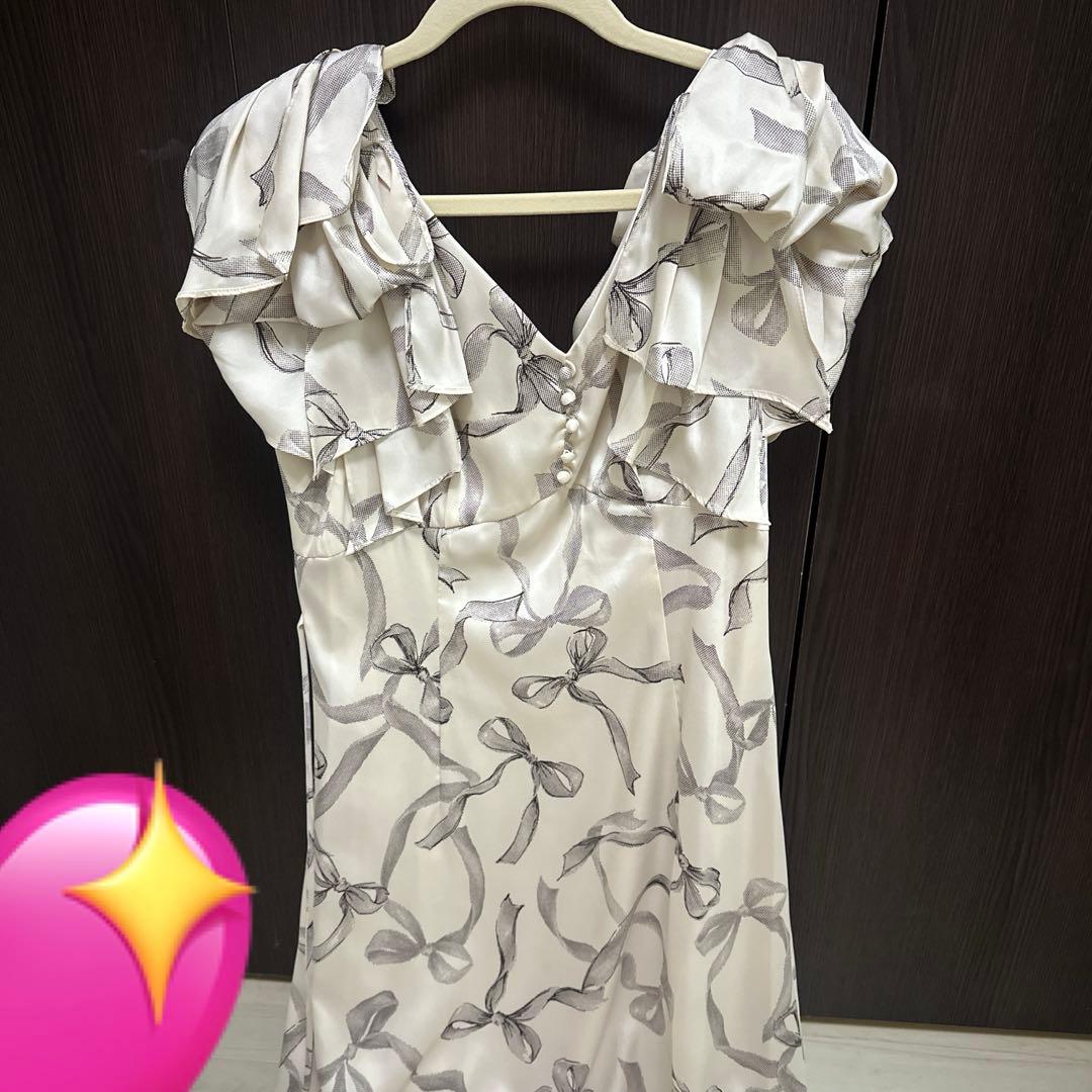 SNIDELリボンスリーブデザインワンピース