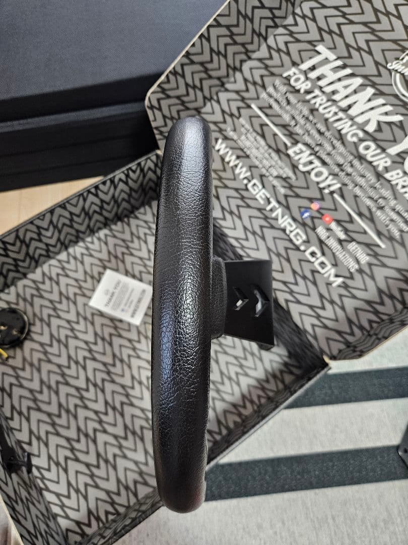 NRG スポーツステアリングホイール 本体