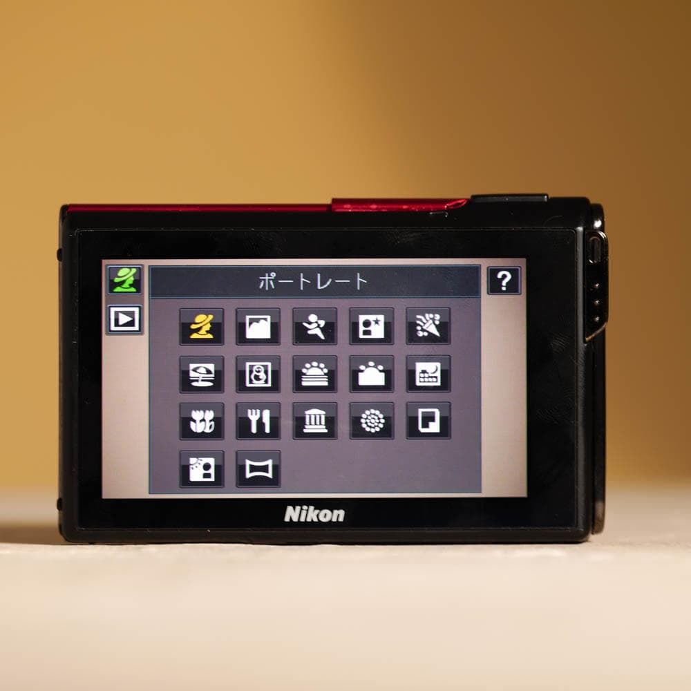 【スタイリッシュなコンデジ】Nikon coolpix s80 レッド