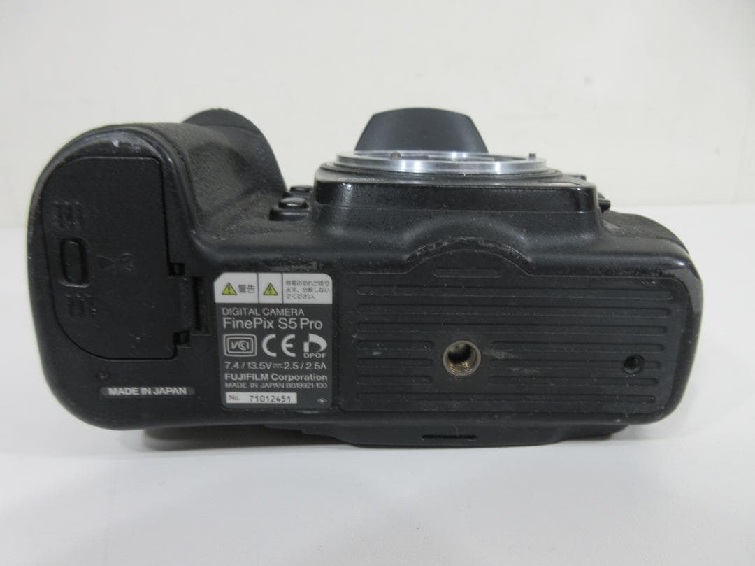 0112Z【ジャンク】FUJIFILM FinePix S5 Pro ボディ
