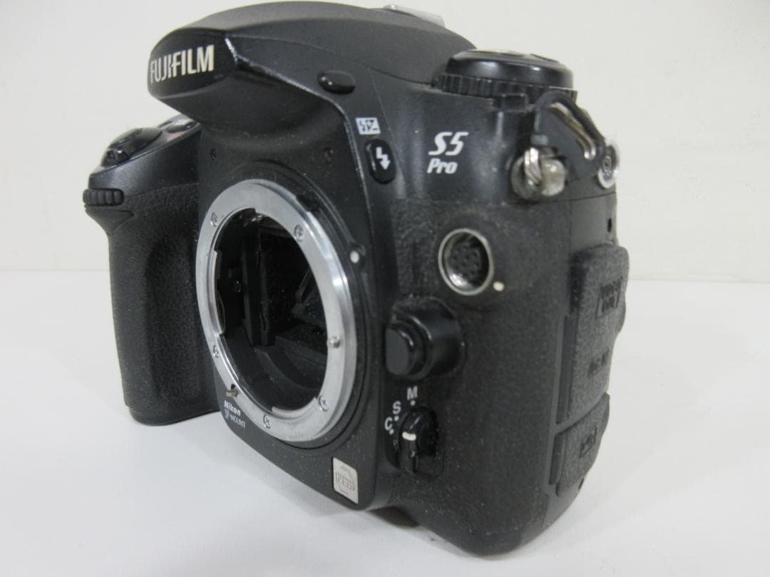 0112Z【ジャンク】FUJIFILM FinePix S5 Pro ボディ