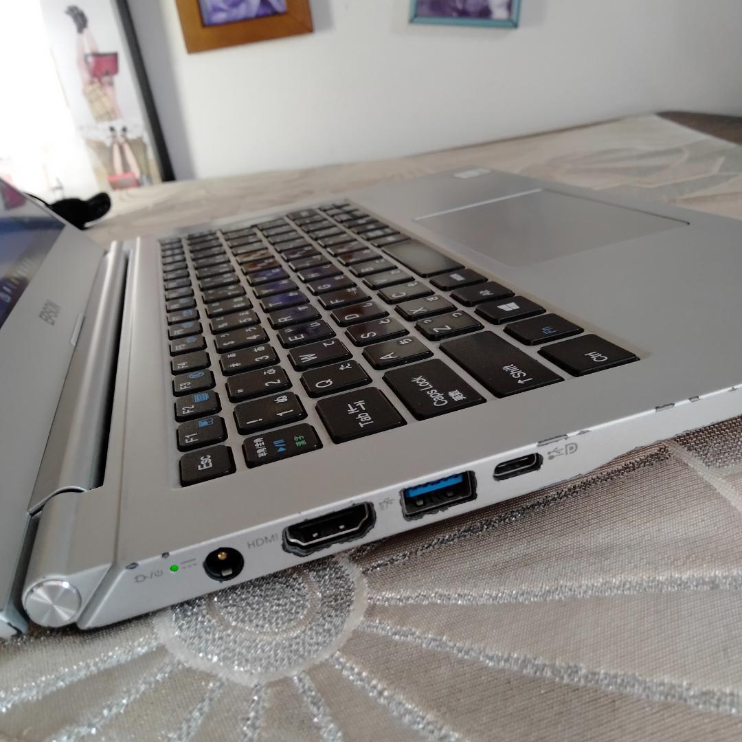 EPSON 14インチ 10世代 i5 256G 8G 1920x1080