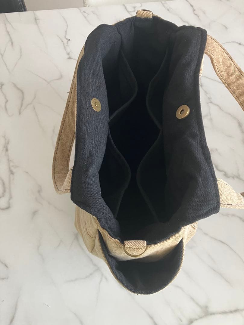 895 tatdwtg大きめデニムリメイクバック　ハンドメイド2点