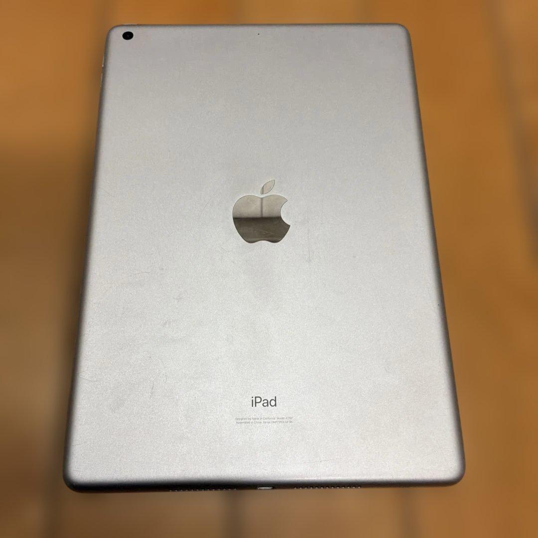 iPad 第7世代　32G wi-fiモデル