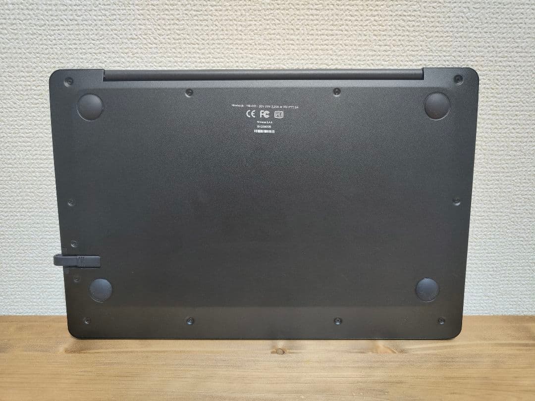 モバイル モニター　ディスプレイ　Mira BooK