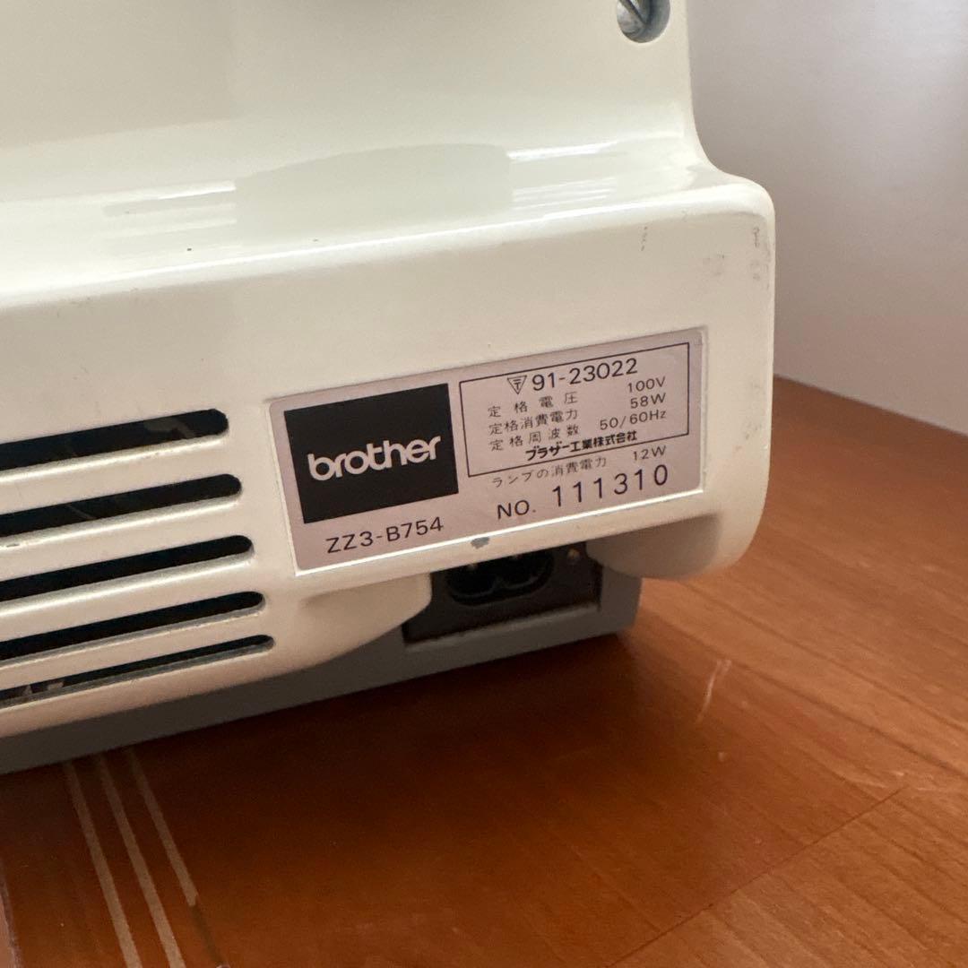 brother ブラザー zz3-B754型 ピンク色 昭和のミシン