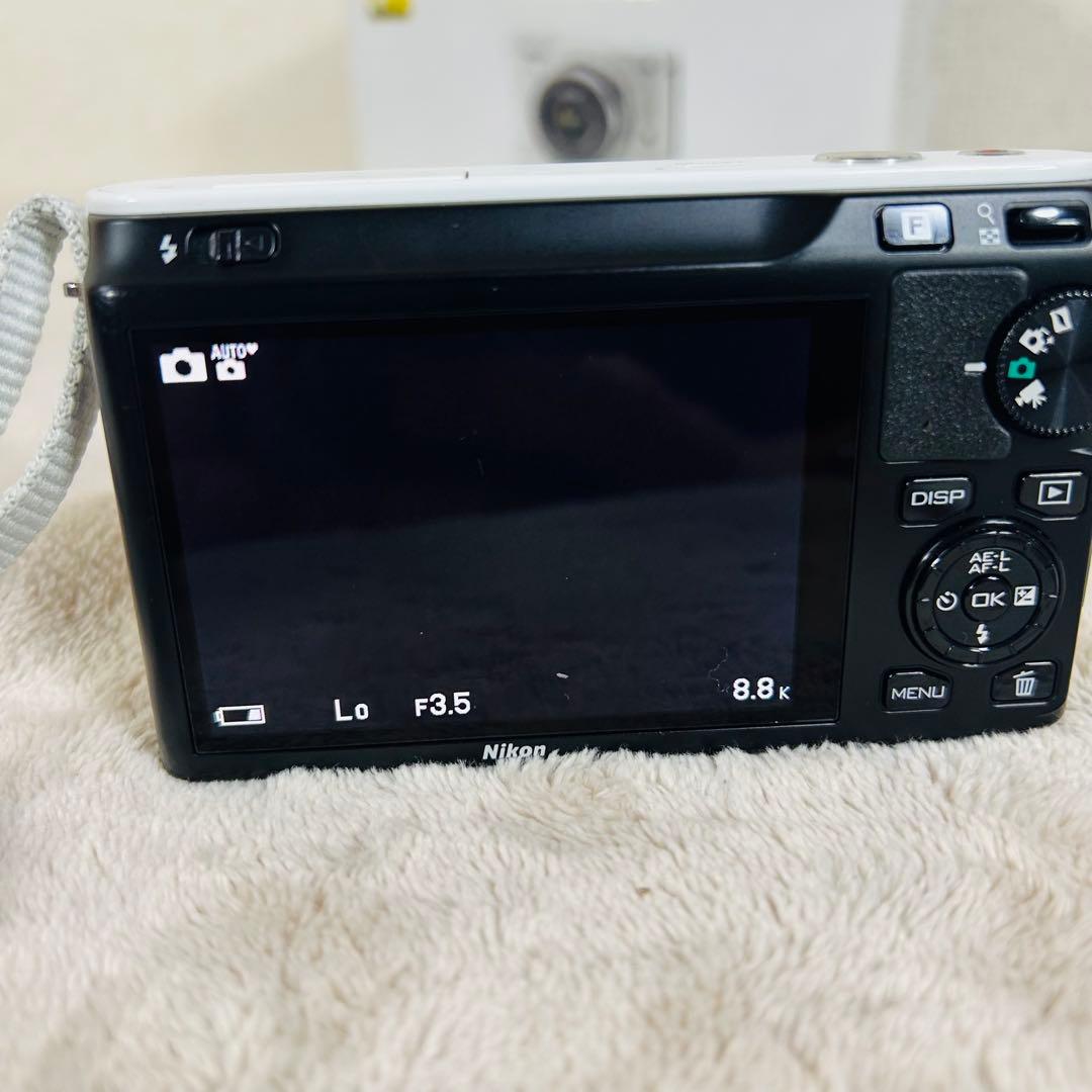 【美品】Nikon1 J1MODEL Zoom Lens Kit