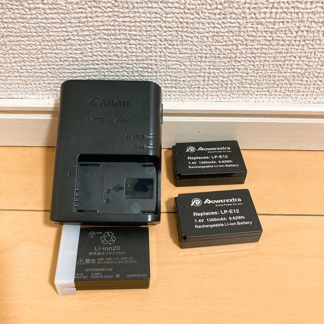 ミラーレス　ダブルレンズキット　eos kiss m 【値引き不可】