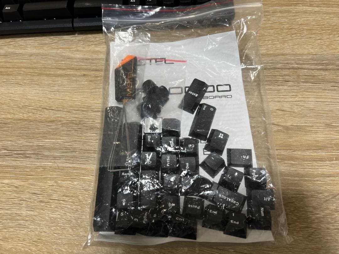 分割キーボード Mistel BAROCCO MD770 RGB BT