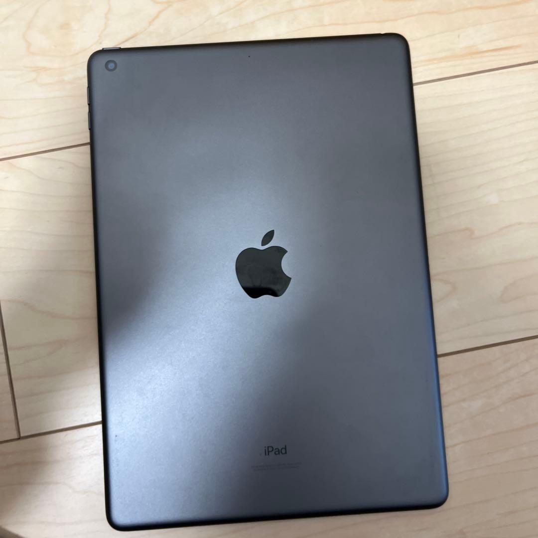 Apple iPad9世代　スペースグレー