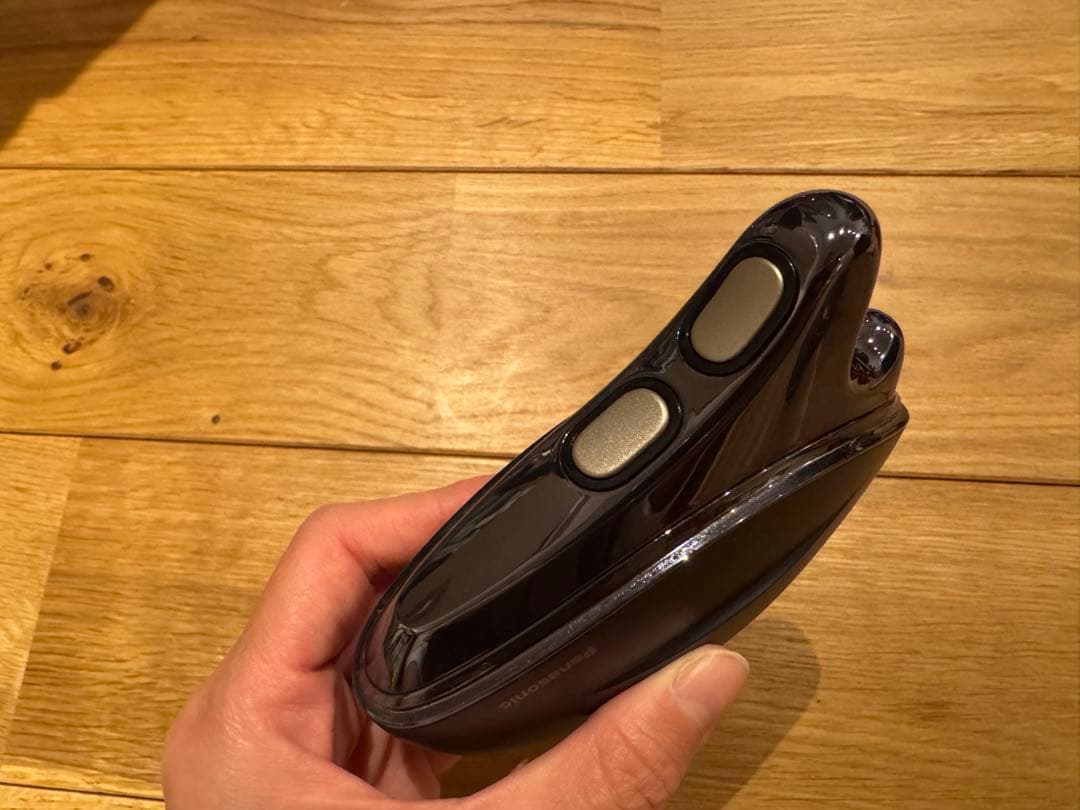 Panasonic バイタリフト　かっさ　美顔器 ブラック