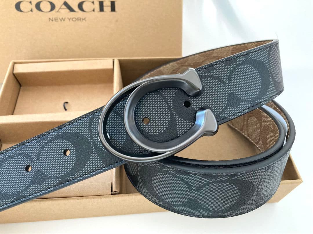 SALE♪コーチ　新品　リバーシブル　シグネチャー　バックル回転ベルト