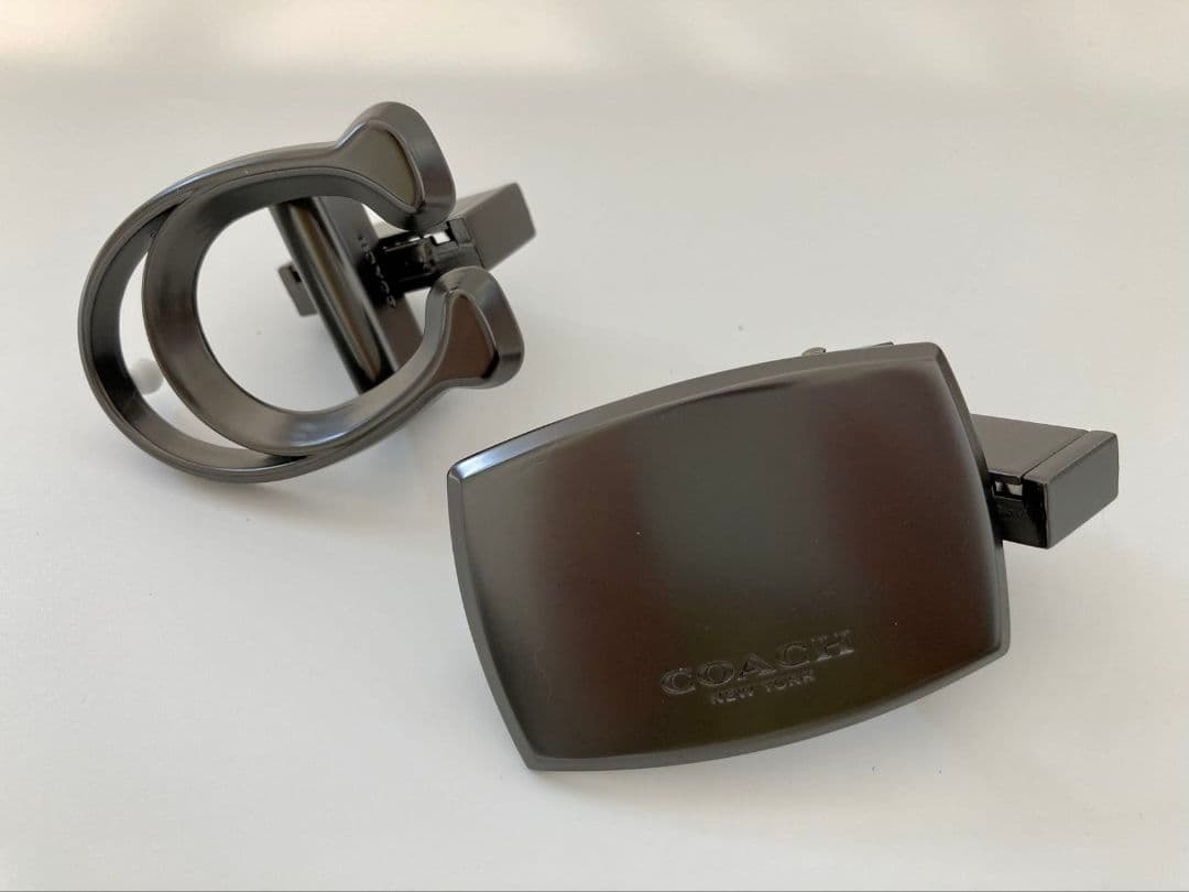 SALE♪コーチ　新品　リバーシブル　シグネチャー　バックル回転ベルト