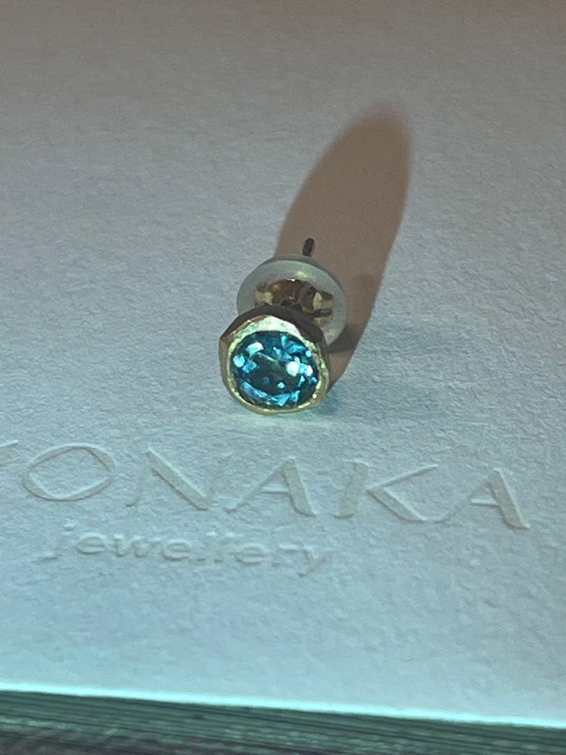 新品同様！MONAKA jwellery モナカジュエリー ポストピアス 片耳用