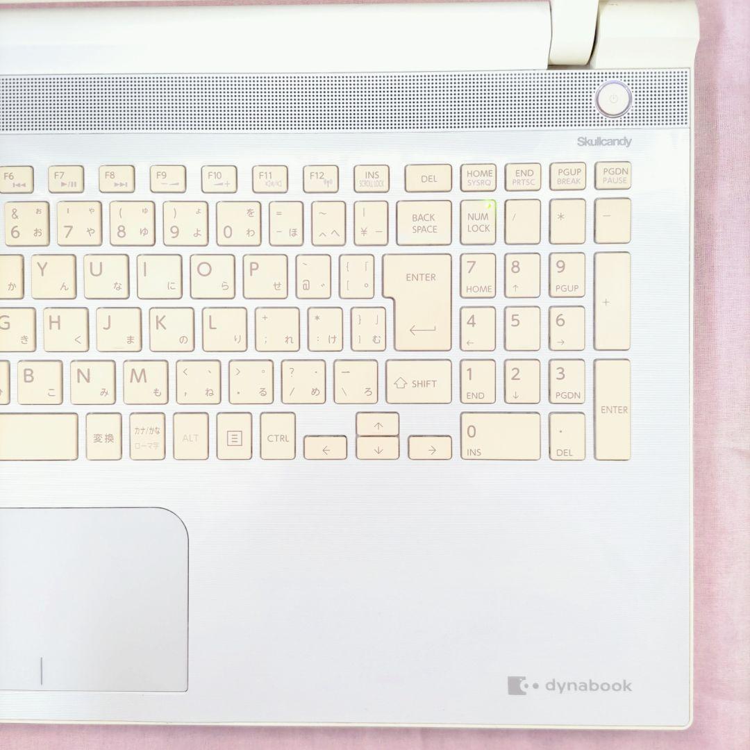 設定済みでサクサク動くSSD⭐大人気白ノートパソコン⭐WEBカメラ⭐社会人・学生