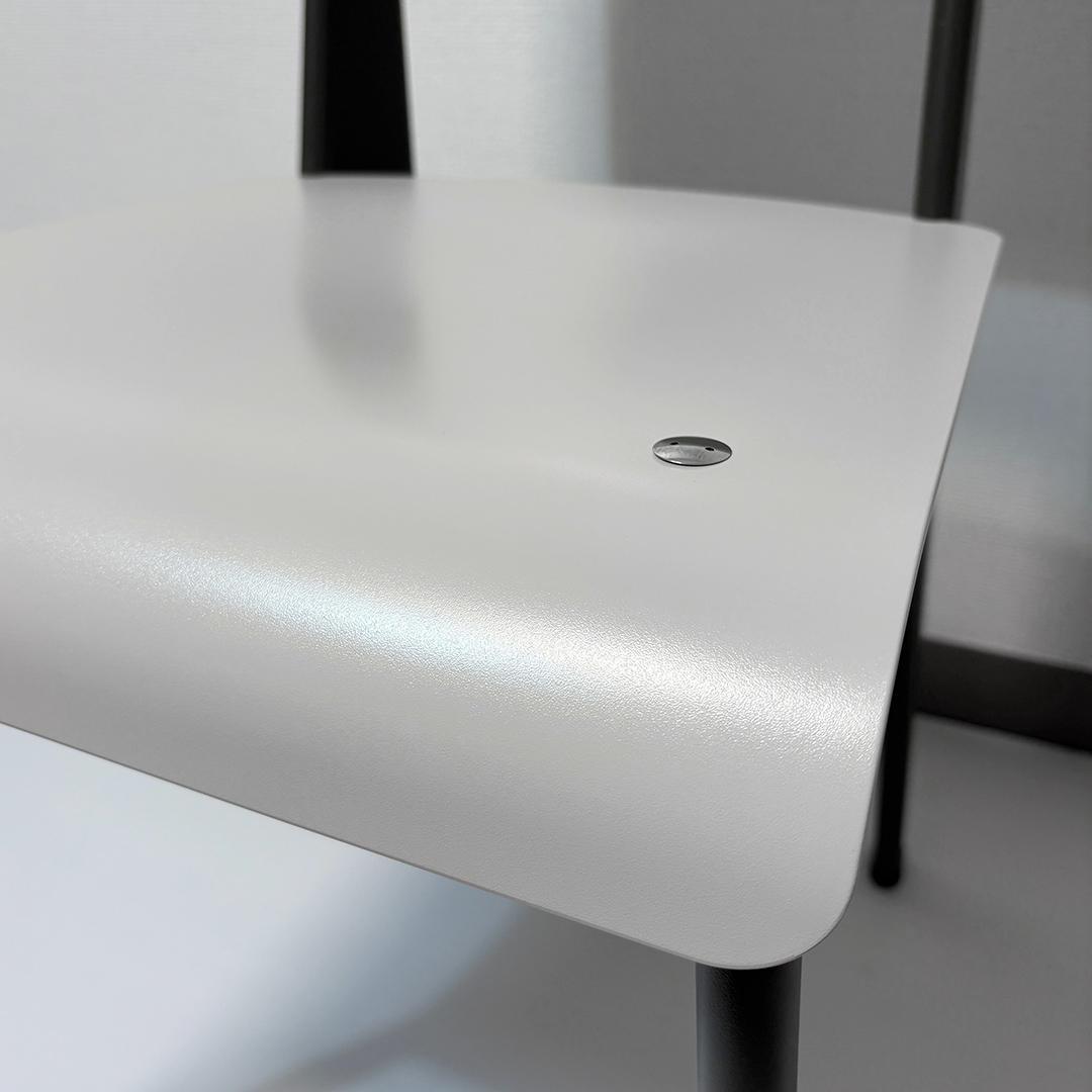 完売色 Vitra ヴィトラ スタンダードSP ウォームグレー・バサルト