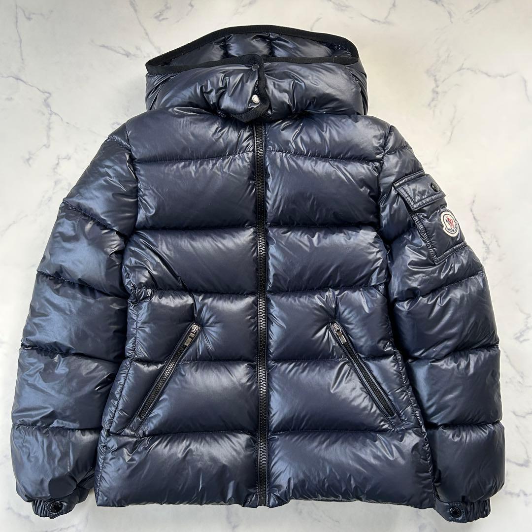 極美品 モンクレール ダウンジャケット ワッペン フード BERRE ベール