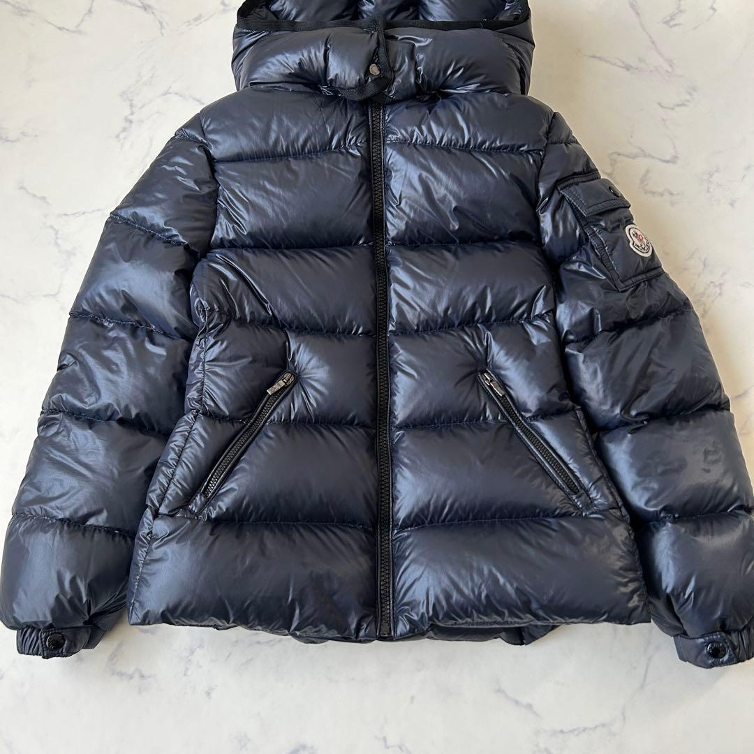 極美品 モンクレール ダウンジャケット ワッペン フード BERRE ベール