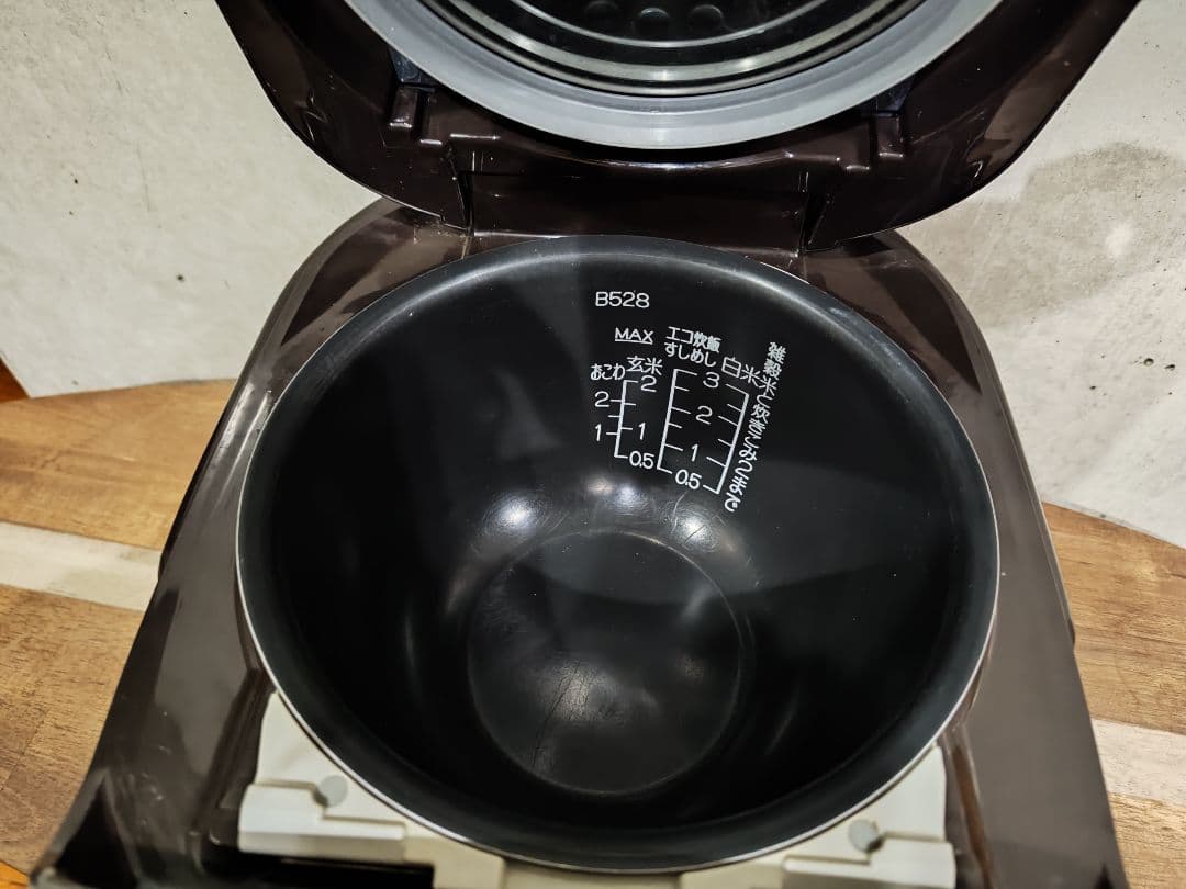 象印 NP-RM05 圧力IH炊飯器